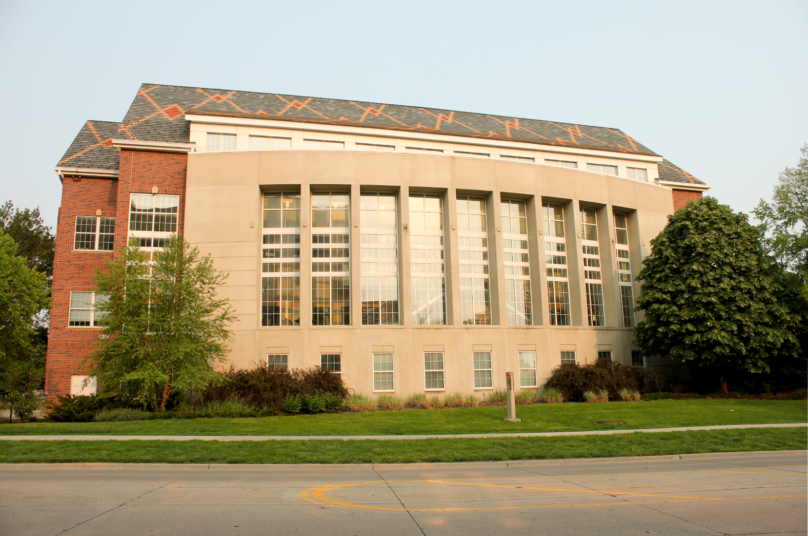 Photo of the front of the Hixon-Lied building in which the Student Accessibility Office is housed